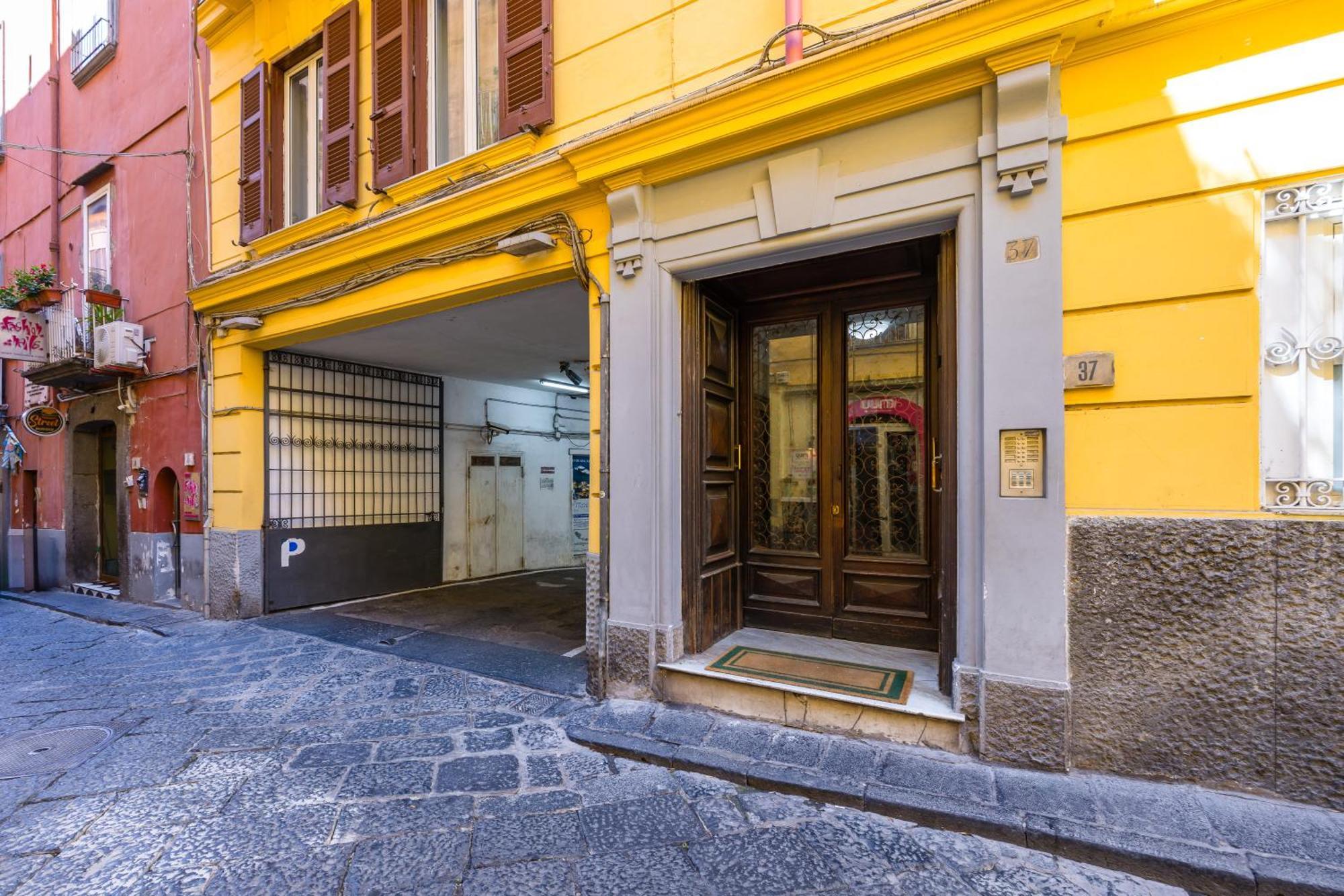 Casa Nostos Alabardieri By Napoliapartments Appartamento